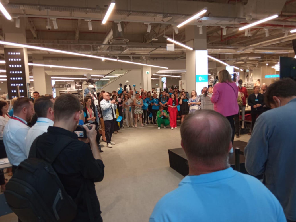 Primark we Wrocławiu oficjalnie otwarty! Kolejki do sklepu od samego rana [ZDJĘCIA]