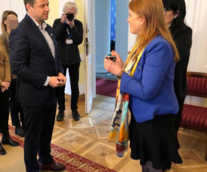 Angielska księżna spotkała się z uchodźcami w Warszawie. Towarzyszył jej prezydent Trzaskowski