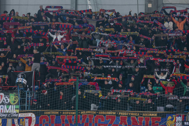 Piast Gliwice - Legia Warszawa, zdjęcia kibiców i zawodników z meczu 18. kolejki PKO BP Ekstraklasy