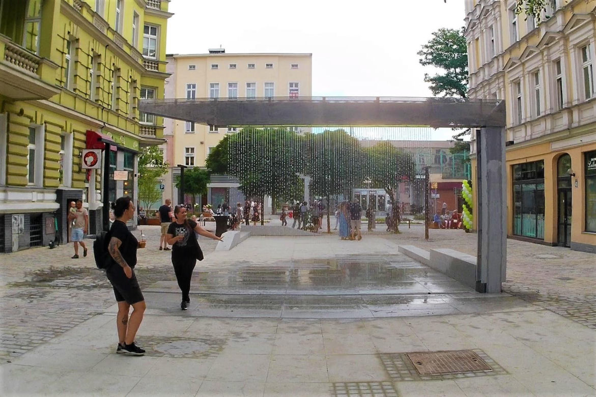 Błyskawiczna metamorfoza skweru w centrum Szczecina