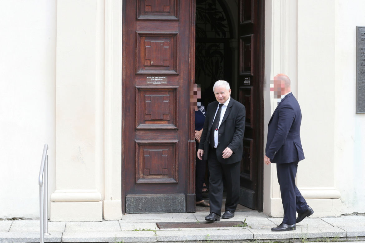 Jarosław Kaczyński pojechał do kościoła