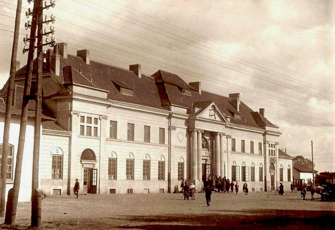 Dworce kolejowe w woj. lubelskim 100 lat temu