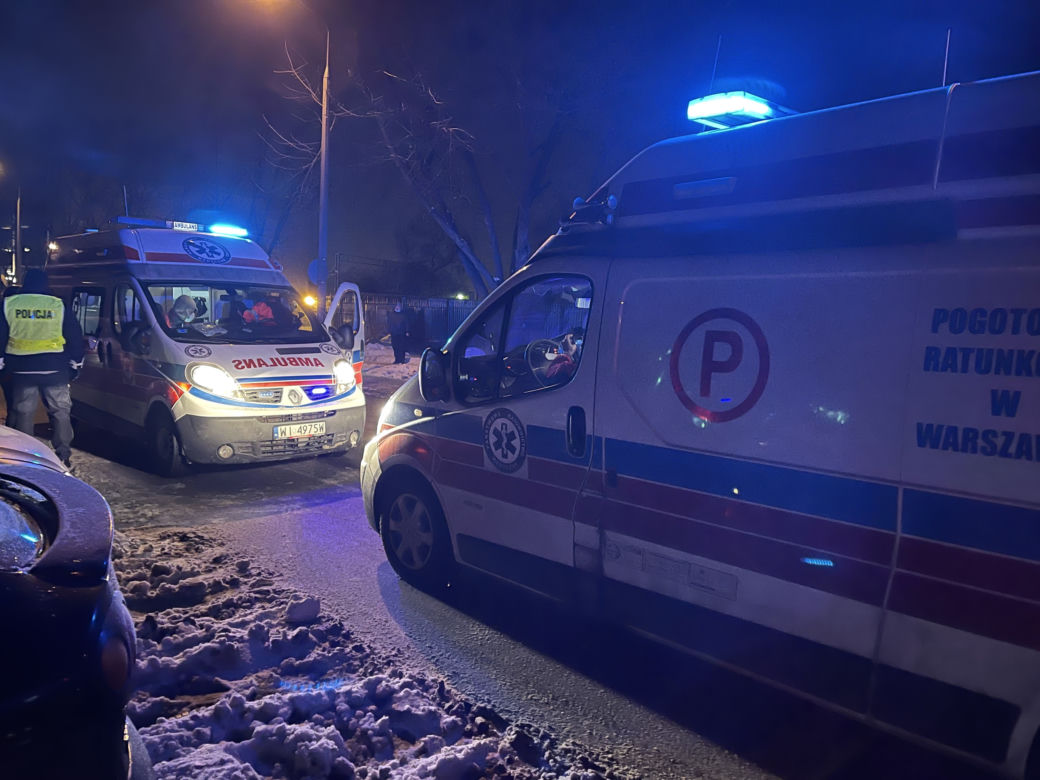 Autobus miejski potrącił dwie osoby w Ursusie