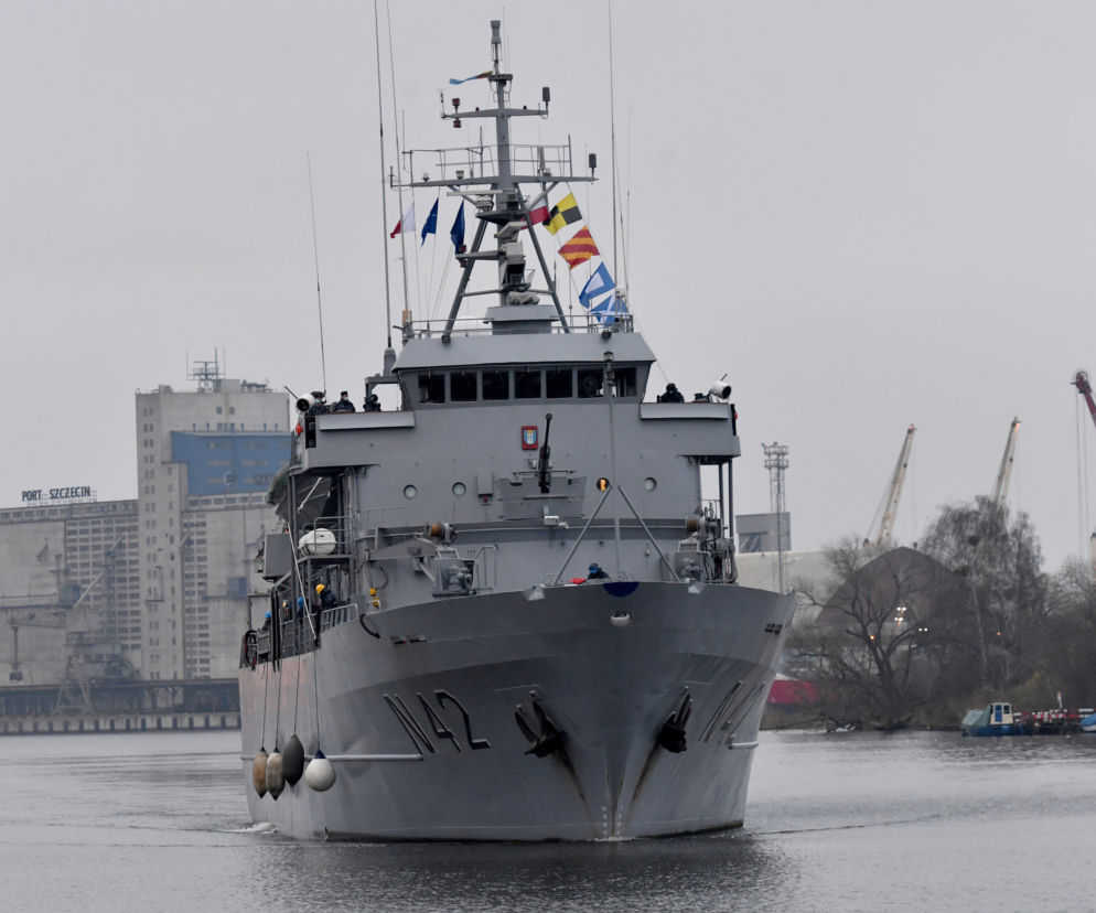 Okręty NATO wpłynęły do szczecińskiego portu