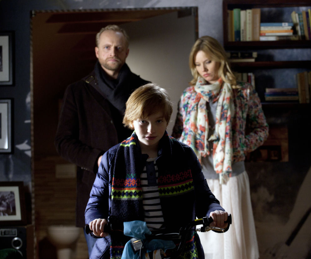 Sama słodycz odc. 12. Marta (Roma Gąsiorowska), Fryderyk (Piotr Adamczyk), Staś (Olaf Marchwicki)