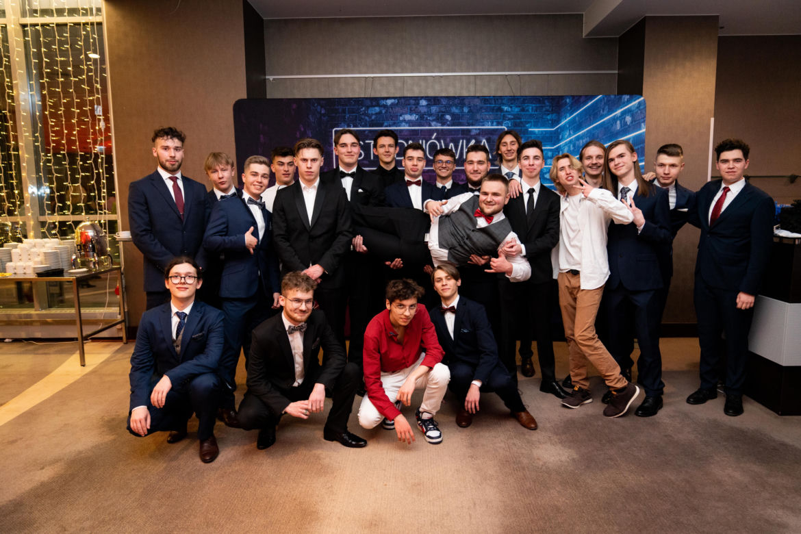Studniówka VLO