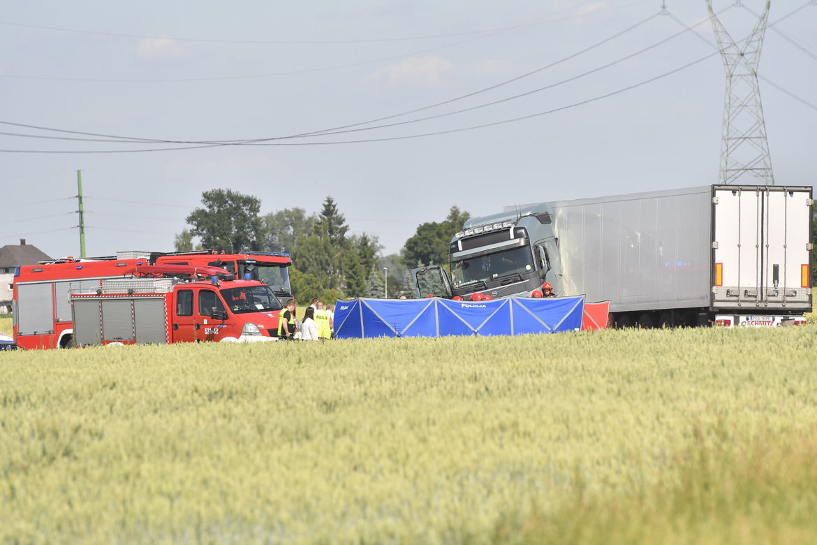 Wypadek w Elżbietowie. Zginęły dwie rodziny 