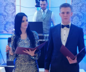 Studniówka 2020. V LO w Białymstoku w Dworku Tryumf 