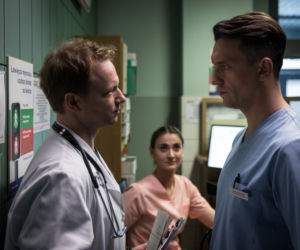 Diagnoza 4, odc. 2. Piotr Sadzik (Michał Czernecki), Szymon Brock (Maciej Stuhr)