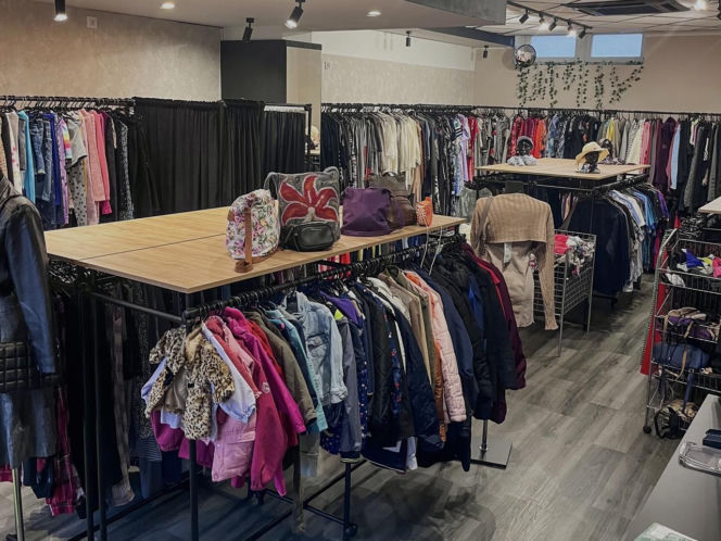 Wiosenne odświeżenie szafy? Stwórz swój wymarzony look w Zielonym Manekinie!