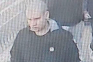 Brutalna napaść na kontrolerkę we Wrocławiu. Policja publikuje wizerunek