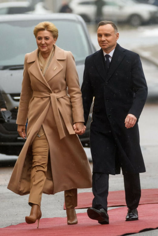 Porównanie stylu Jill Biden i Agaty Dudy