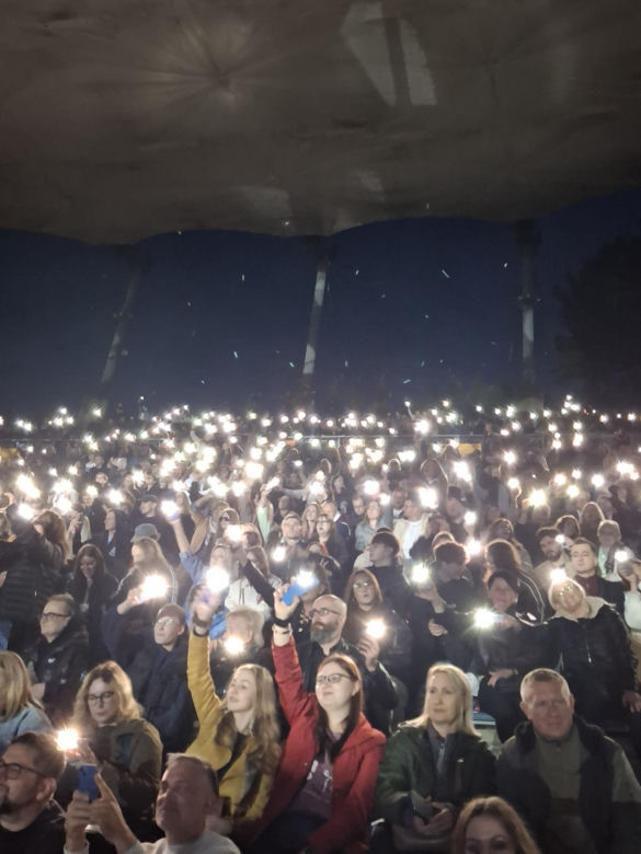 PGS Rock Festival na Kadzielni. Tłumy fanów śpiewały z LemON-em i Ewą Farną