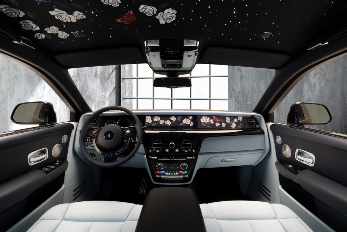 Różany Rolls-Royce Phantom