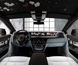 Różany Rolls-Royce Phantom