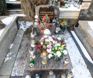 Grób Gierka a 113. rocznicę jego urodzin