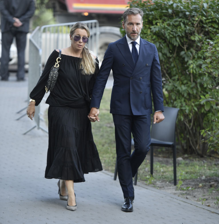 Trumna z ciałem Piotra Woźniaka-Staraka
