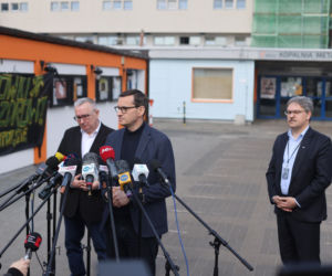 Premier Mateusz Morawiecki przed kopalnią w Zofiówce [GALERIA]