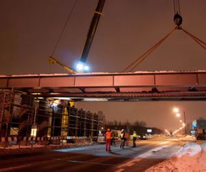 20100129_5_montaz_konstrukcji_wiaduktu_nad_Marymoncka.jpg