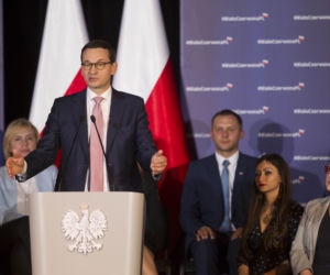 Tego chcą wyborcy PiS. Morawiecki za Kaczyńskiego.