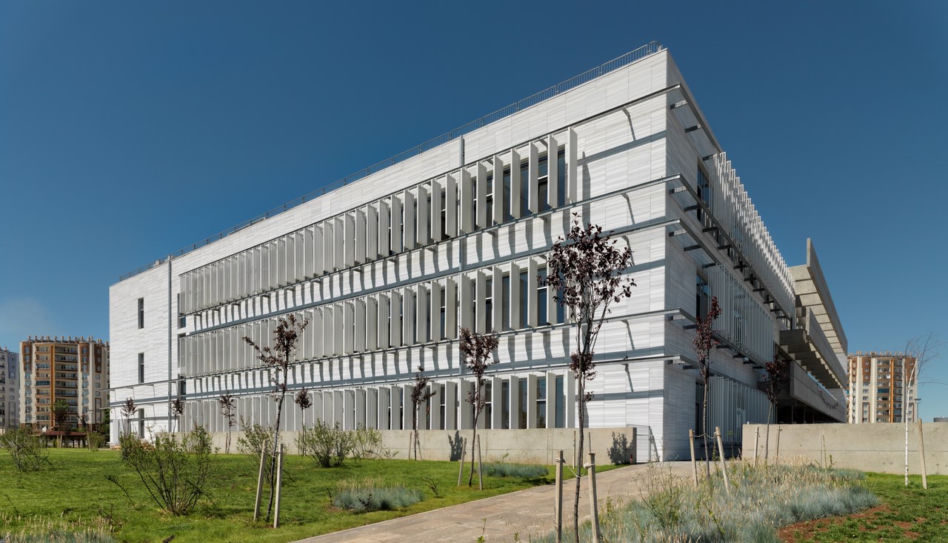 Współczesna architektura Turcji – nowa siedziba urzędu gminy w Diyarbakir