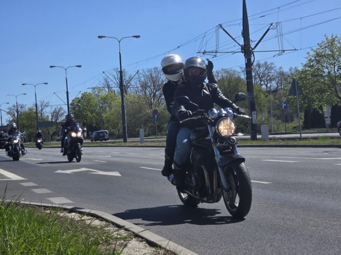 Tysiące motocykli znów podbiły Bydgoszcz! Barwna parada otworzyła sezon