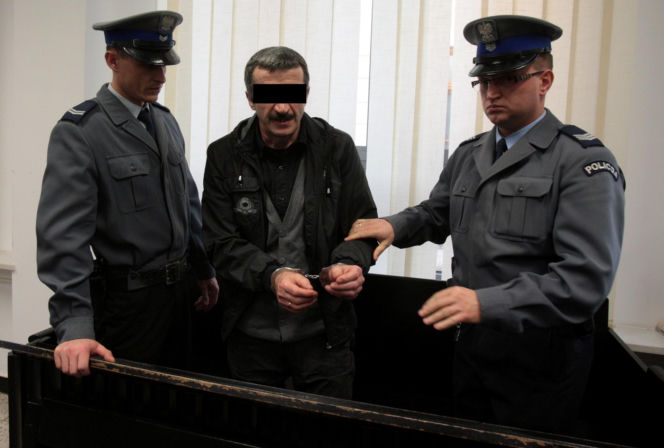 Z zazdrości zabił żonę, nie oszczędził też syna i teściowej