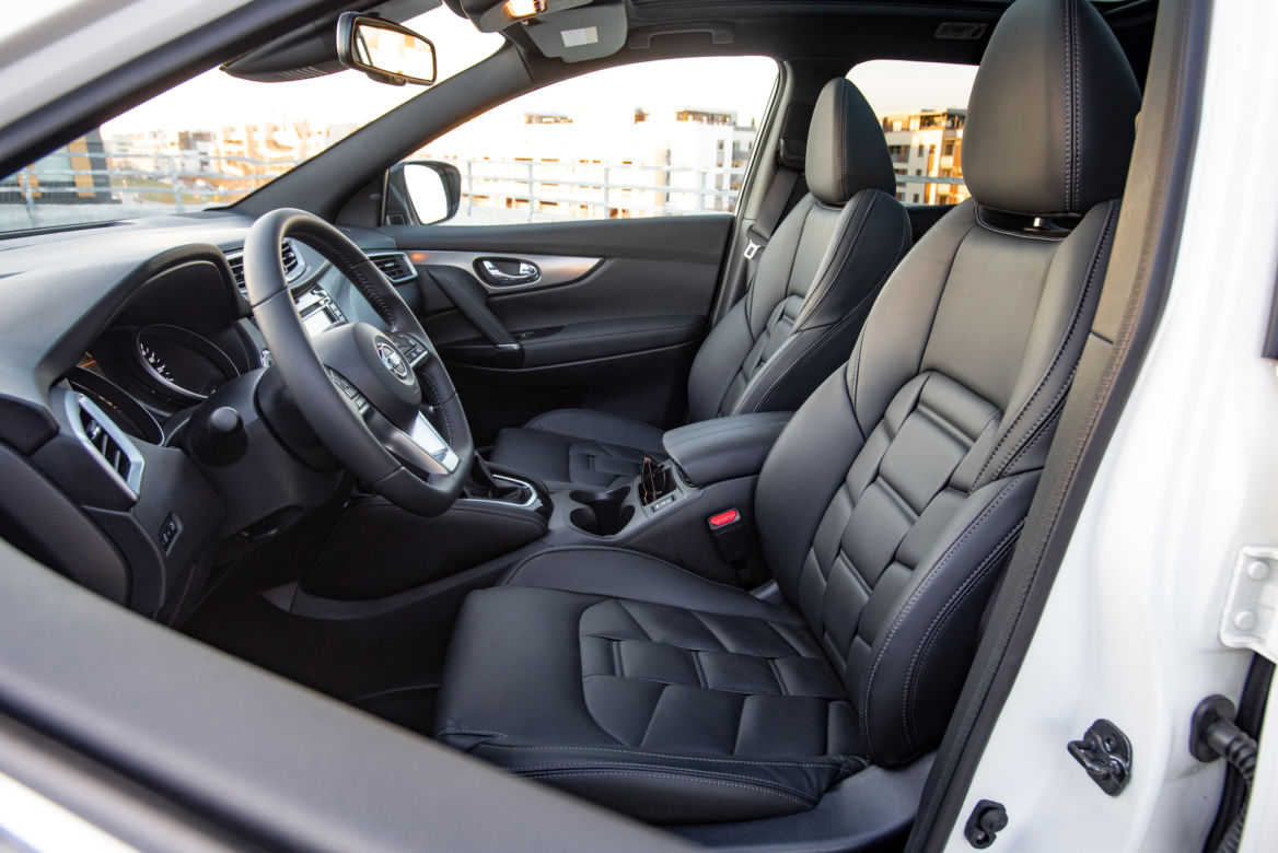 Nissan Qashqai 1.3 DIG-T 160 KM AT Tekna+
