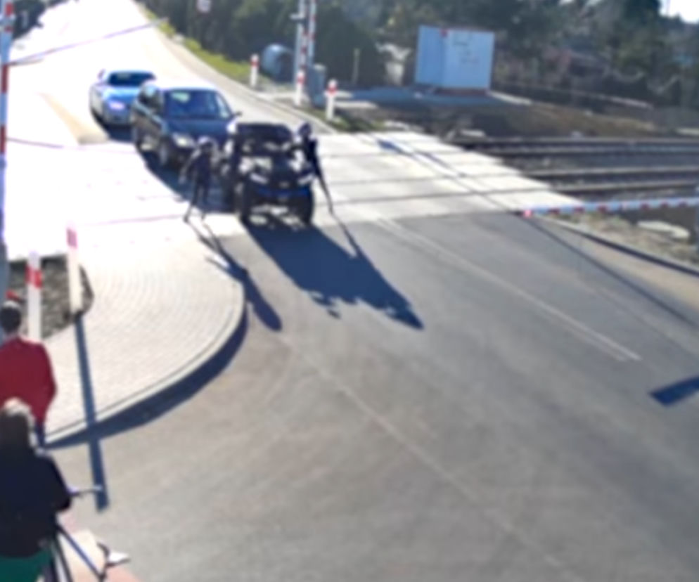 Ku przestrodze. PKP publikuje nagranie z przejazdu kolejowego w Lesznie 