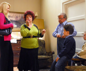 Hela w opałach. Anna Guzik, Adrian Gąsior, Julia Kerner, Stanisława Celińska, Roman Kłosowski