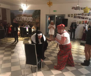 Męski striptiz na samorządowej imprezie