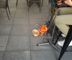 Ekipa Eska Summer City w bydgoskim pubie TRAVA