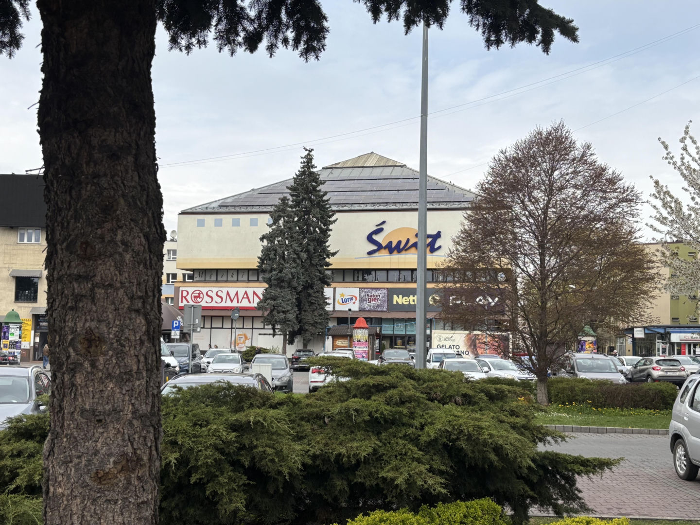 Centrum Handlowe Świt w Tarnowie