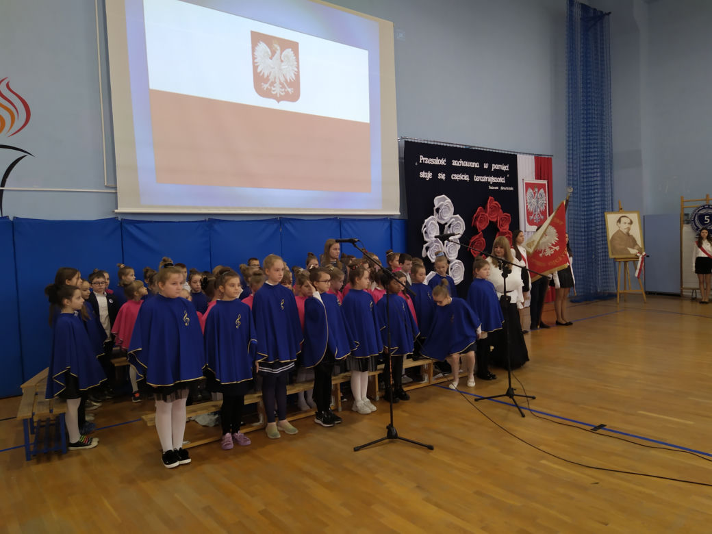 Zdjęcia z uroczystości 90-lecia Szkoły Podstawowej nr 5 w Siedlcach - 18.11.2022