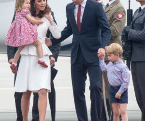 Kate Middleton z dziećmi na rodzinnych zdjęciach
