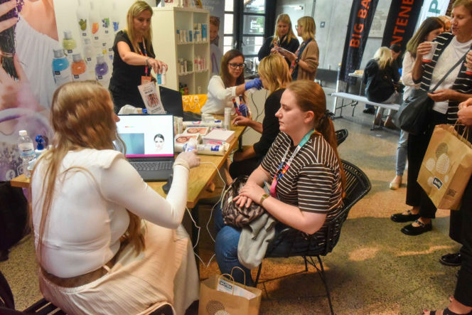 Kilkaset kobiet obradowało na Kongresie Kobiet