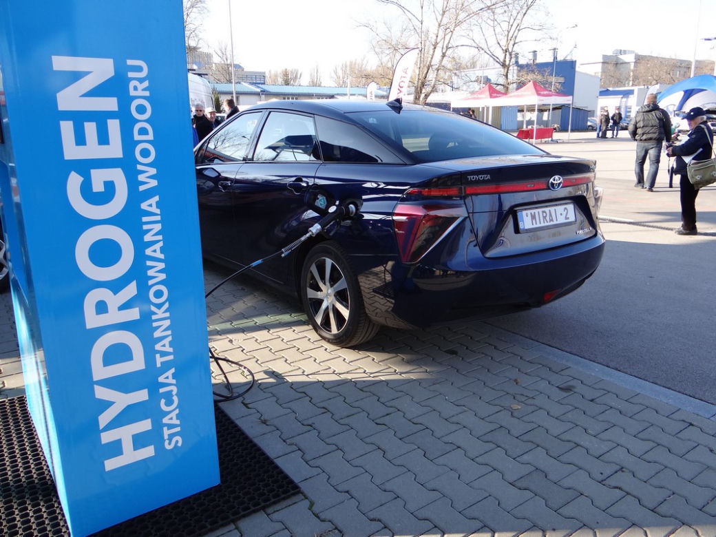 Toyota Mirai 2015