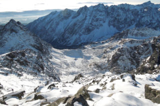 Dramat na Rysach. Turysta walczy o życie po upadku z dużej wysokości