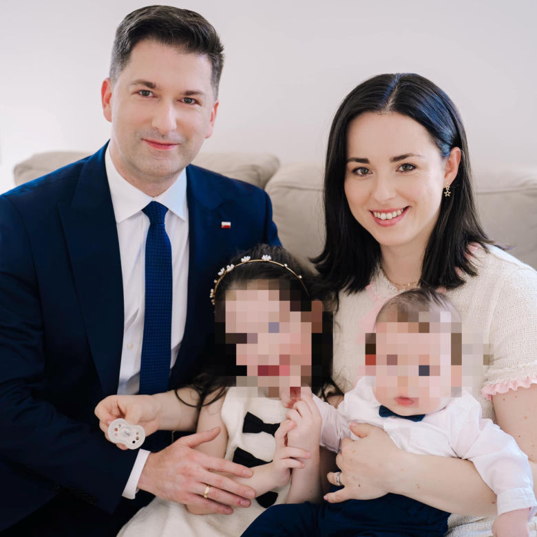 Posłowie w roli rodziców. Sylwester Tułajew