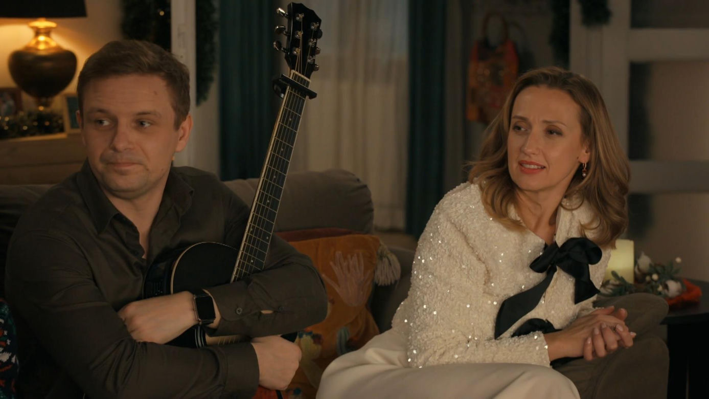 Barwy szczęścia, odcinek 3376: Asia (Anna Gzyra-Augustynowicz), Hubert (Marek Molak)
