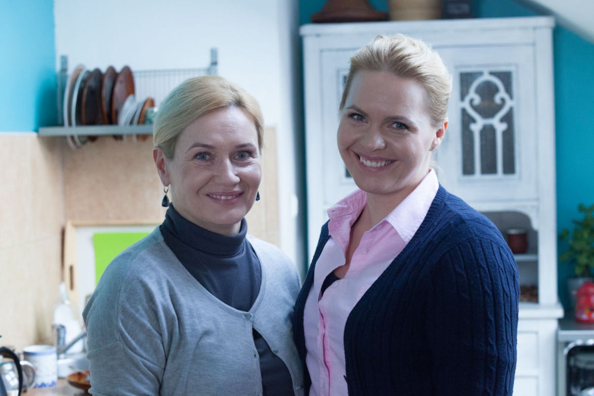 Przyjaciółki 5 sezon odc. 55. Anka (Magdalena Stużyńska), Basia (Lucyna Malec)