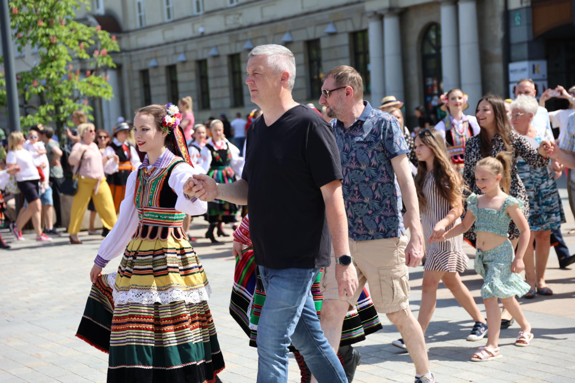 420 par zatańczyło tradycyjnego „Poloneza dla Lublina”! 
