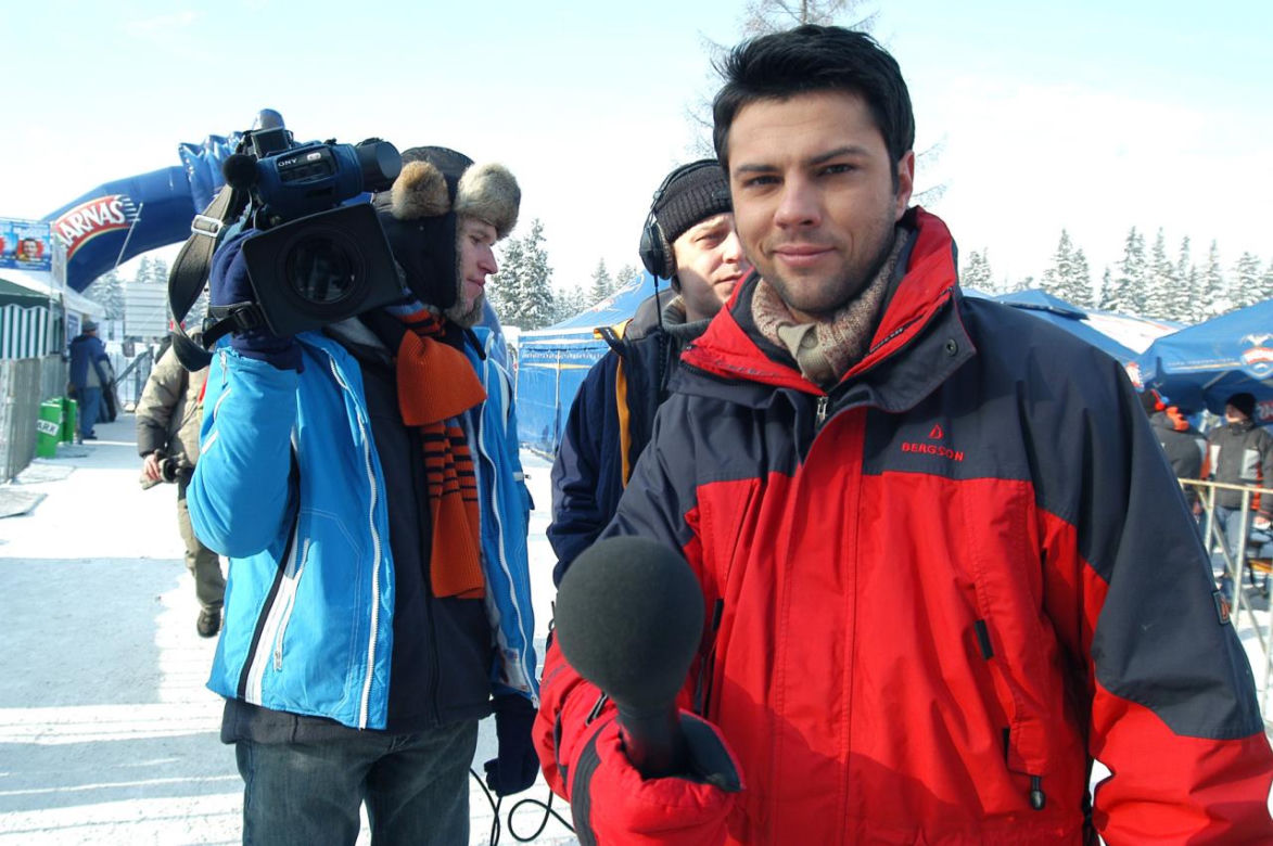 Program "Co za Tydzień" kończy 24 lata. Tak zmieniał się Olivier Janiak