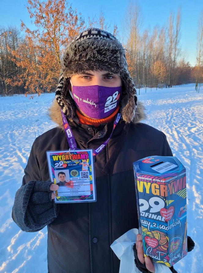 Choruje od dziecka, ale co roku znajduje siły by zbierać pieniądze na WOŚP. „Widzę, jak ważna jest ta pomoc”