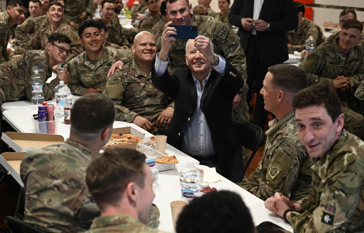 Pizza z żołnierzami