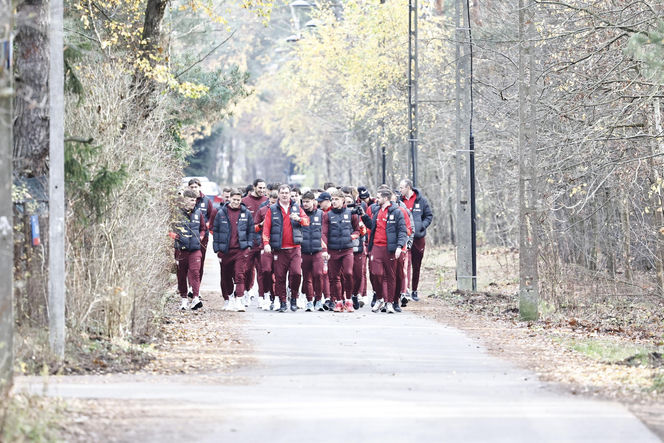 Polska - Holandia. Piłkarze poszli do lasu