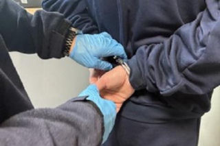 Radosław H. wyszedł z więzienia i od razu zaatakował. Urządził piekło nastolatce