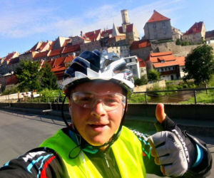 Bartosz Boczar z Rzeszowa odbywa wyprawę dokoła Polski na rowerze dla chorego Mateuszka