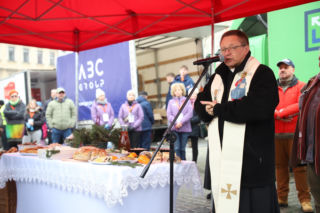 Kard.Ryś na wigilii dla potrzebujących : Każdy człowiek nosi w sobie królewską godność