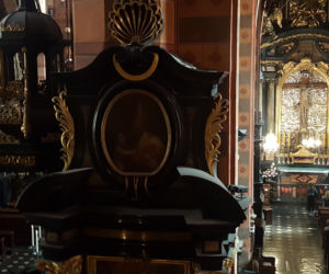 Kraków: Pierwsi turyści weszli na niższą wieżę mariacką.To historyczny moment! [ZDJĘCIA]